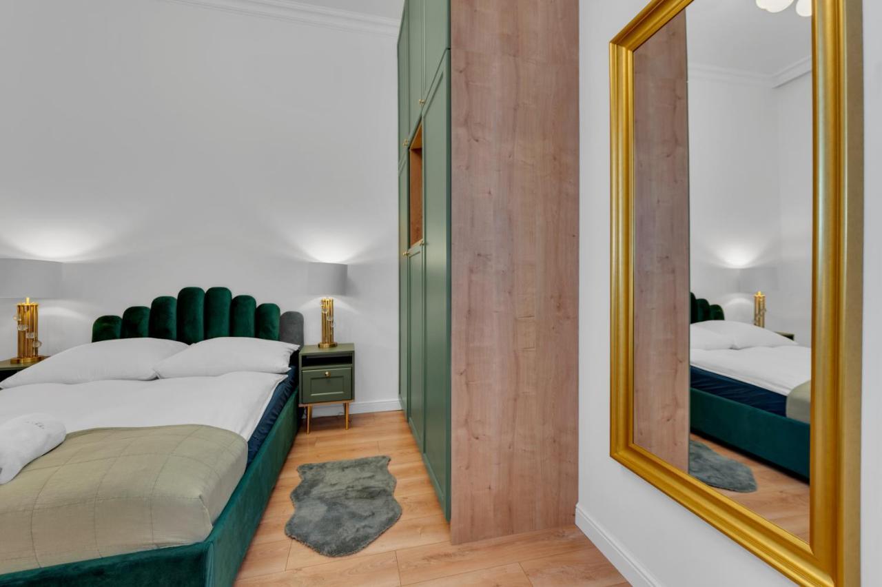Polonia Apartment Centrum Z Miejscem Parkingowym Lodž Exteriér fotografie