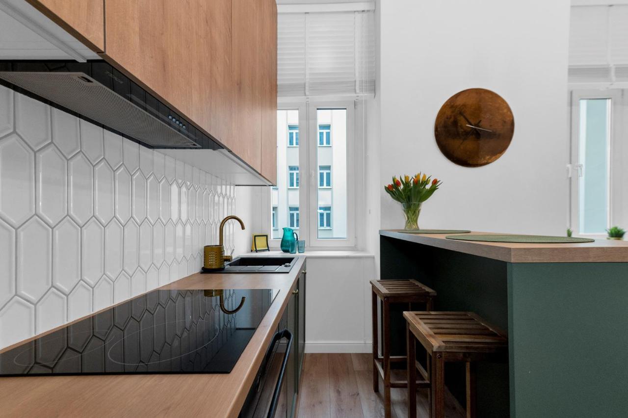 Polonia Apartment Centrum Z Miejscem Parkingowym Lodž Exteriér fotografie